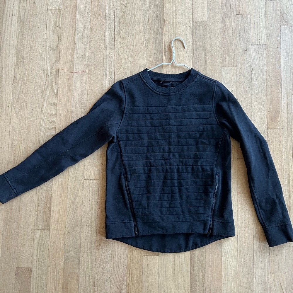 Lululemon sweater black